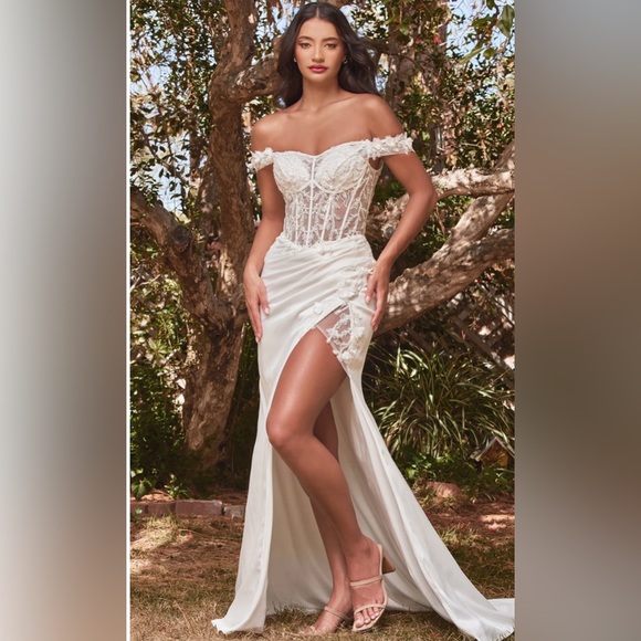 BRAND NEW WEDDING/WHITE/EVENING DRESS - Picture 1 of 7